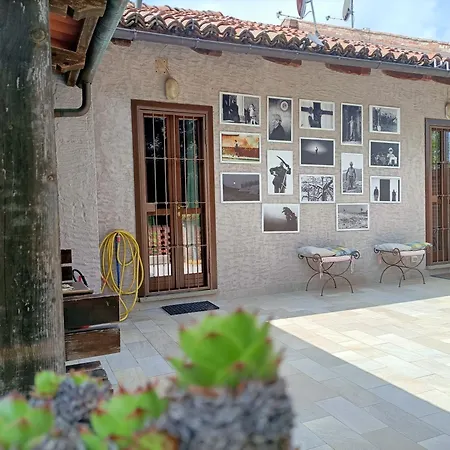 Casa Del Canta Borgomale Exterior photo