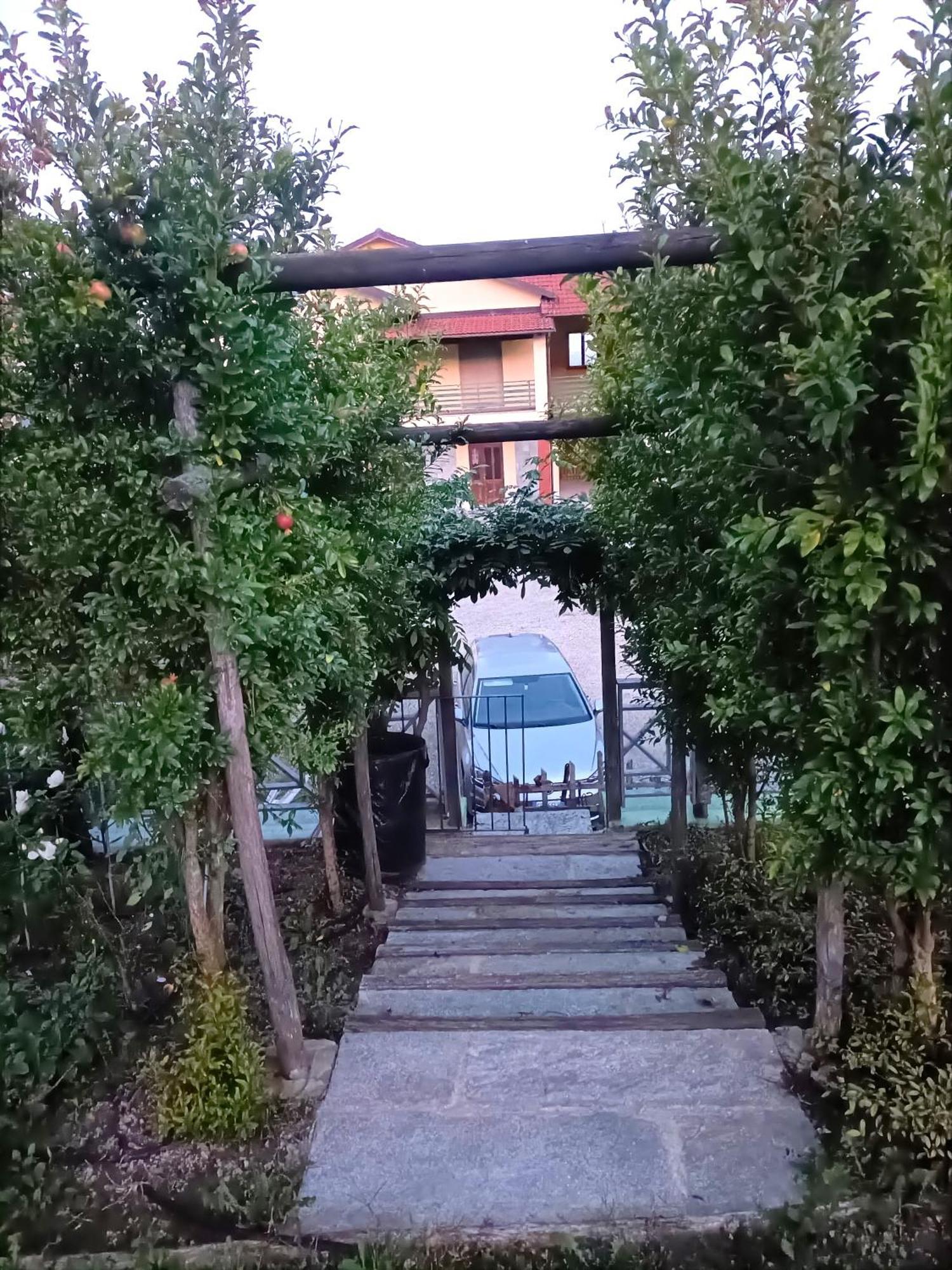 Casa Del Canta Holiday home Borgomale